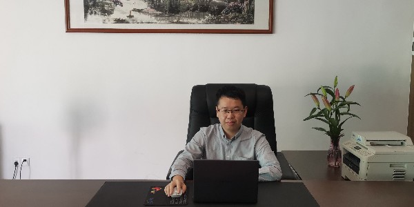 吳衛丹